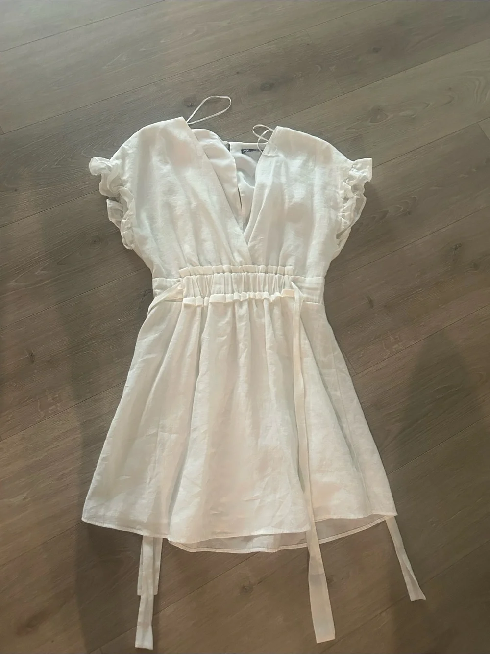 Zara White V-Neck Ruffle Sleeve Dress